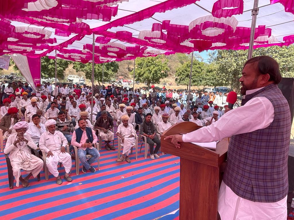 लोढा ने उप स्वास्थ्य केंद्र तलेटा के भवन का किया लोकार्पण ।