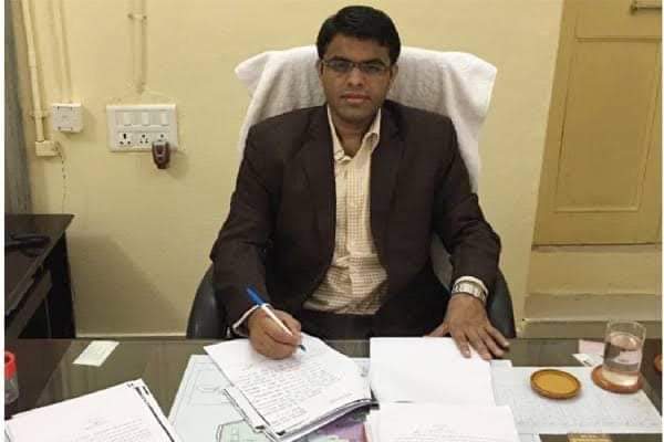 SIROHI – चक्रवाती तूफान बिपरजॉय : अधिकारी अलर्ट रहते हुए आमजन को सावधानियां बरतने के लिए आग्रह करेंः- जिला कलक्टर