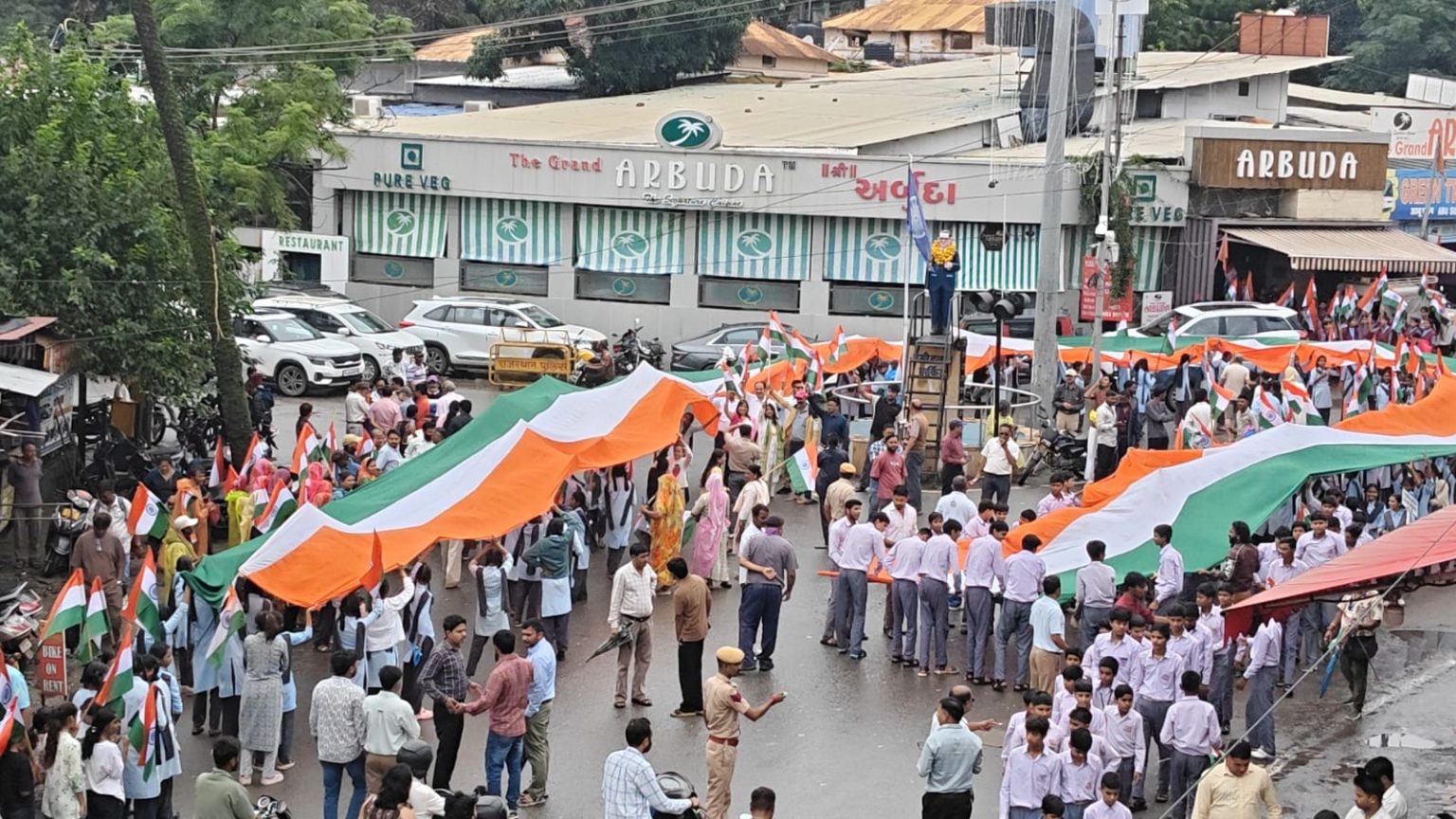 सिरोही: डॉ. अंशु प्रिया ने यात्रा को दिखाई हरी झंडी